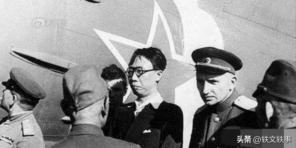 溥仪被赶出紫禁城末代皇帝,清朝末代皇帝溥仪沦为平民