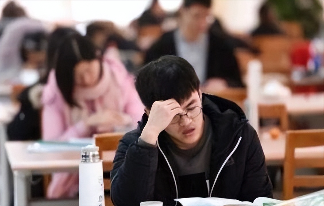 专科读完就失业的五个专业,专科最难找工作的十大专业