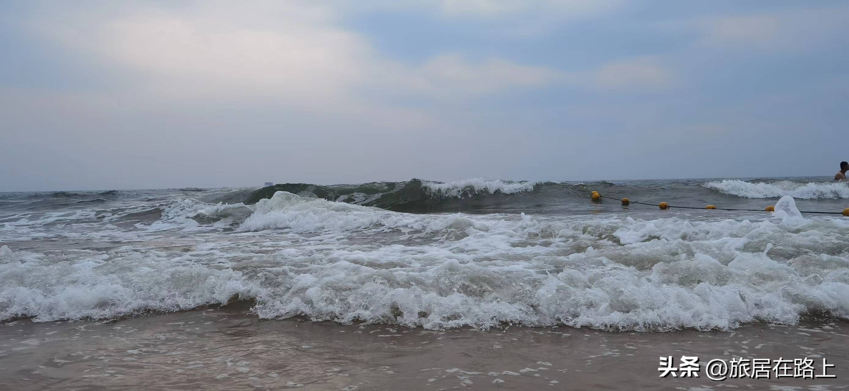 最新游泳危险事件,海边游泳事故