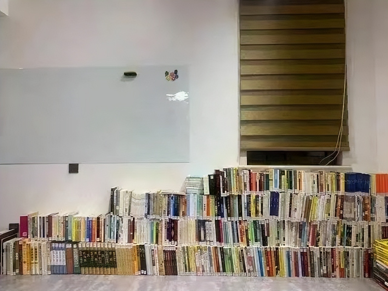 断舍离女孩火上央视抖音号,断舍离的女生抖音