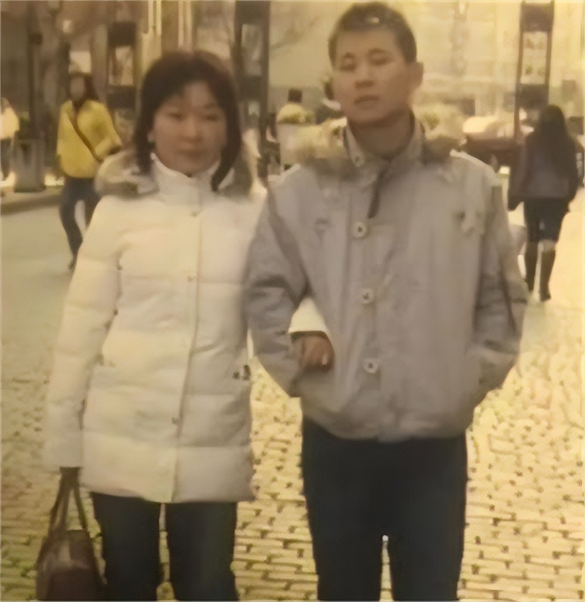 东北小伙在俄罗斯打工十年,东北小伙打工赚钱