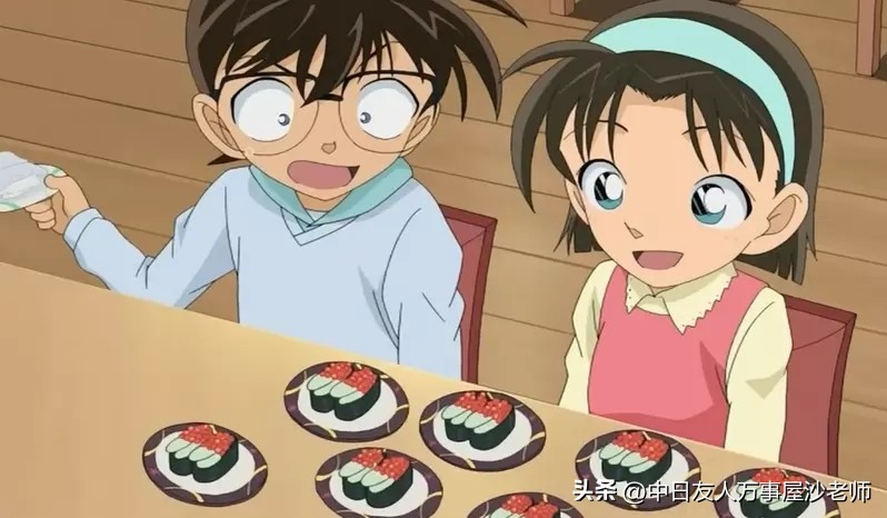 外带寿司发现没筷子，日本网友临机应变做出纸筷子分享