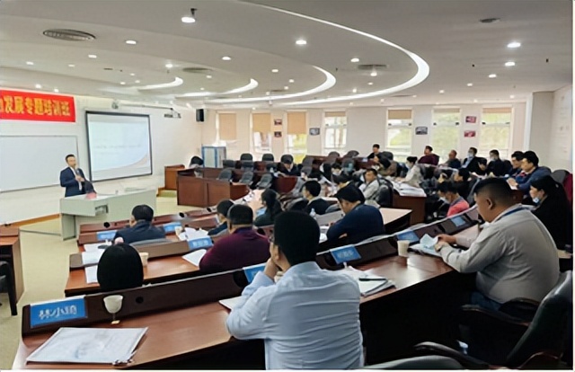 张世民讲师,张世民