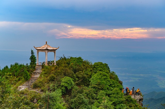 历史上3月28日发生了哪些重要事件,历史上的3月28日有哪些重大事件