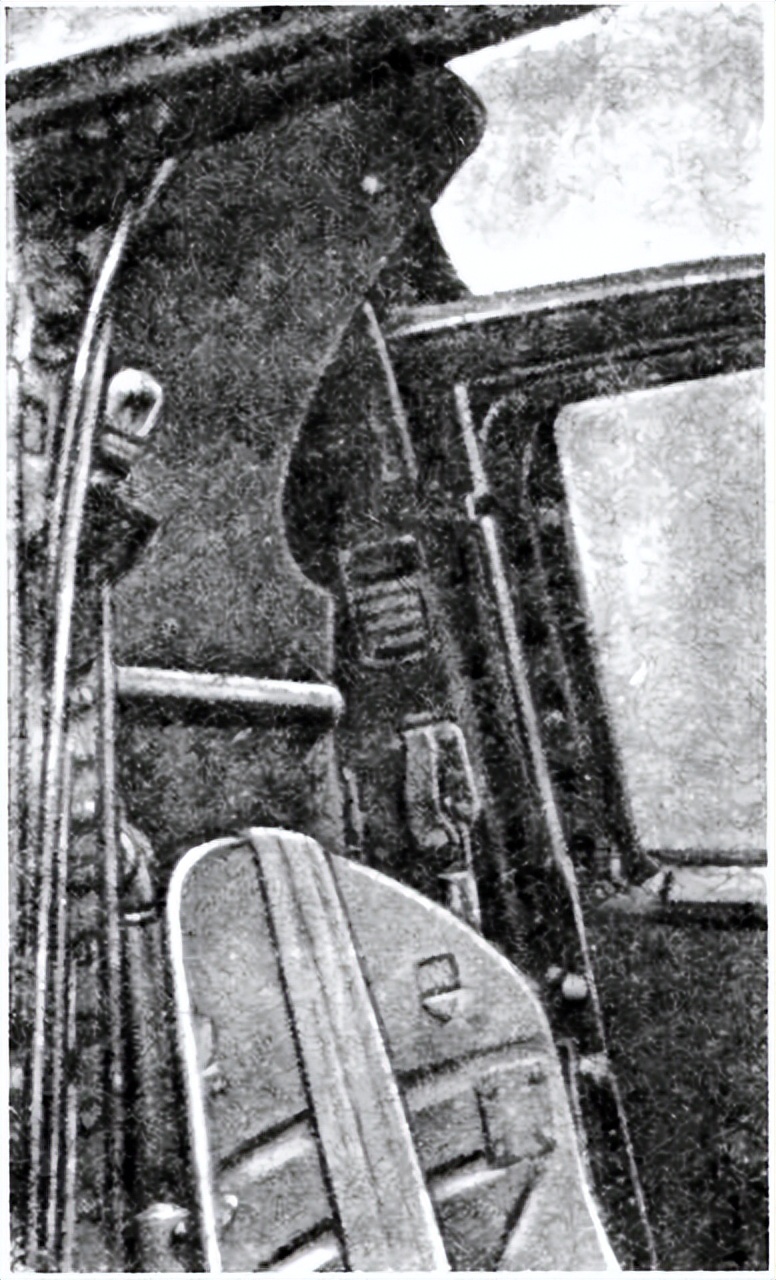 俄罗斯战机眼镜蛇机动,f22战斗机眼镜蛇