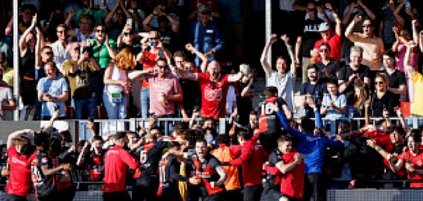 水原最大苦主是蔚山！比勒费惨败球迷闹事！今日足球资讯