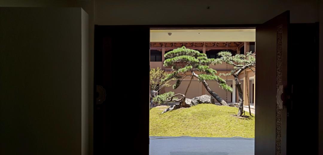 他用古法造400平方米房子,他用古法造400私宅