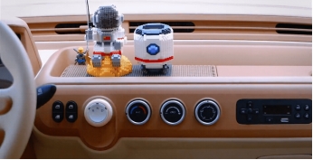 “马”力十足迎端午奔腾小马