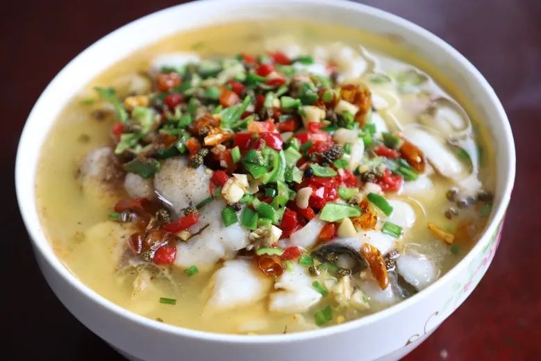 四大淡水名鱼是些什么鱼,鲤鱼鲫鱼和四大家鱼的区别