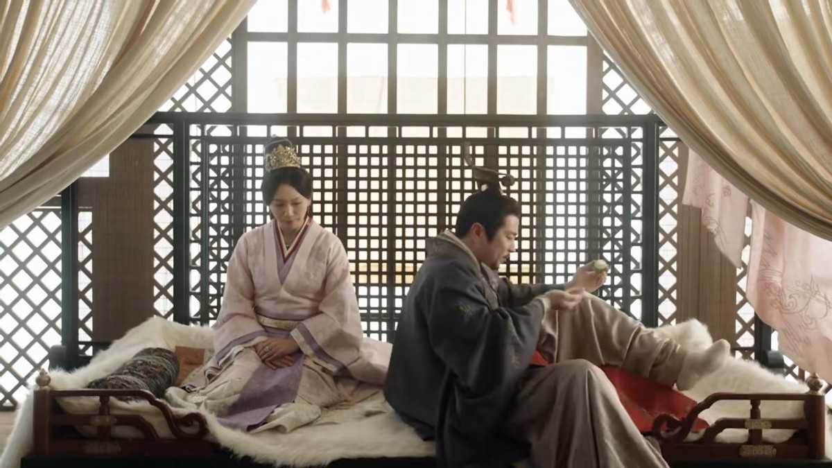 星汉灿烂越妃和宣皇后什么关系,星汉灿烂的越妃是什么地位