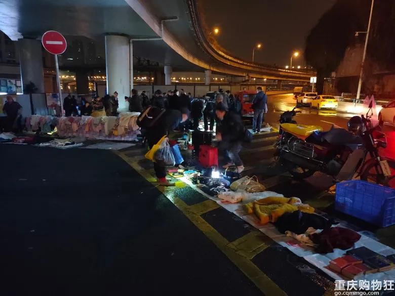 重庆鬼市一条街在哪里,重庆好耍的夜