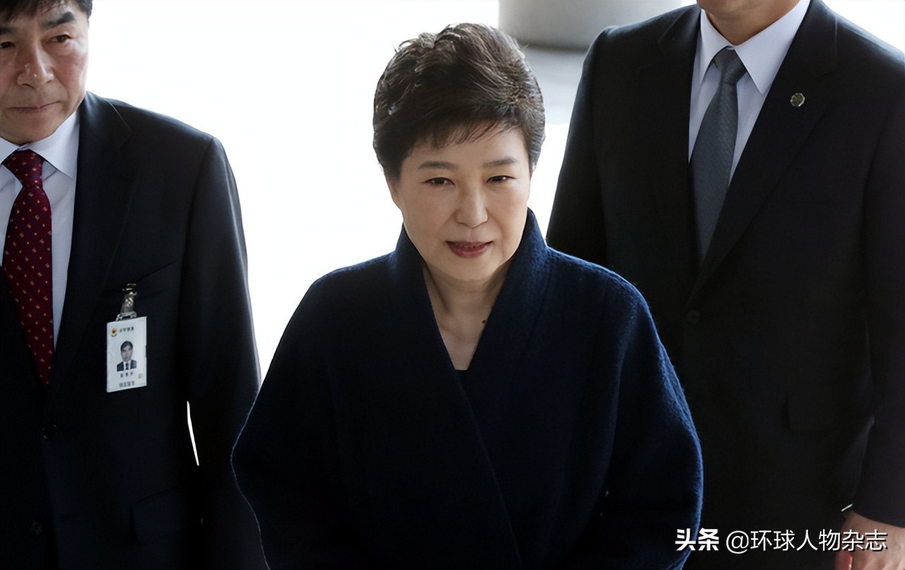 第一夫人的衣柜被盯上了，剑指文在寅？