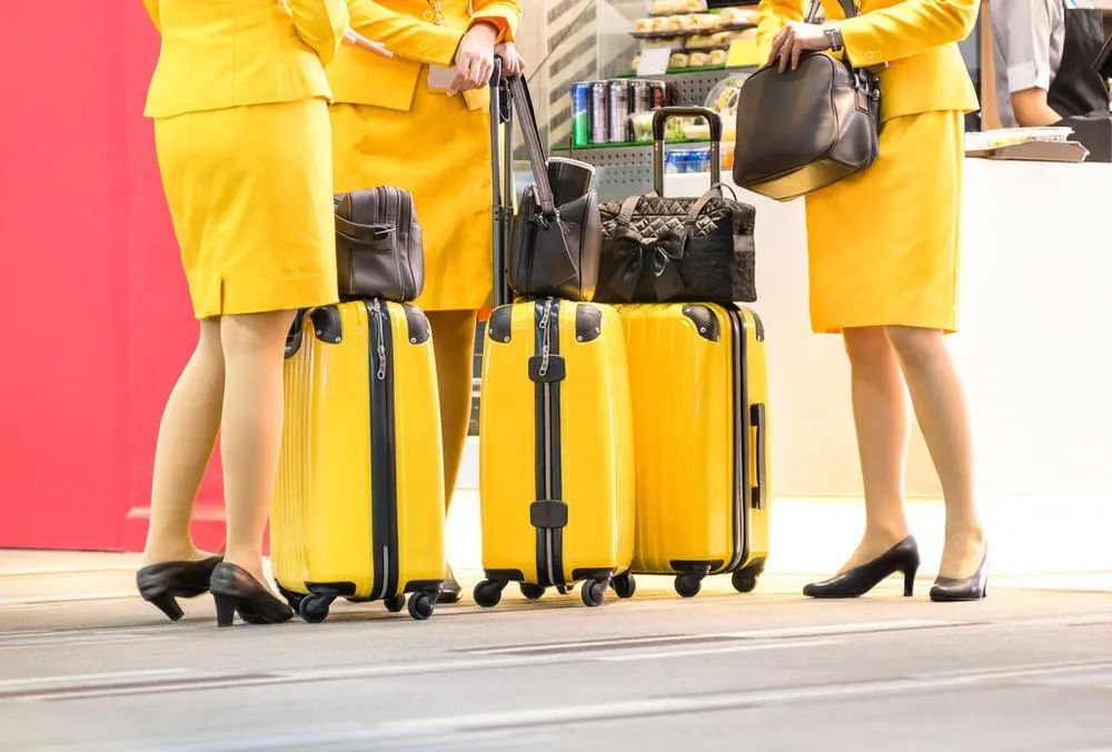 中国年轻36岁空姐,35岁之后的空姐都去哪了