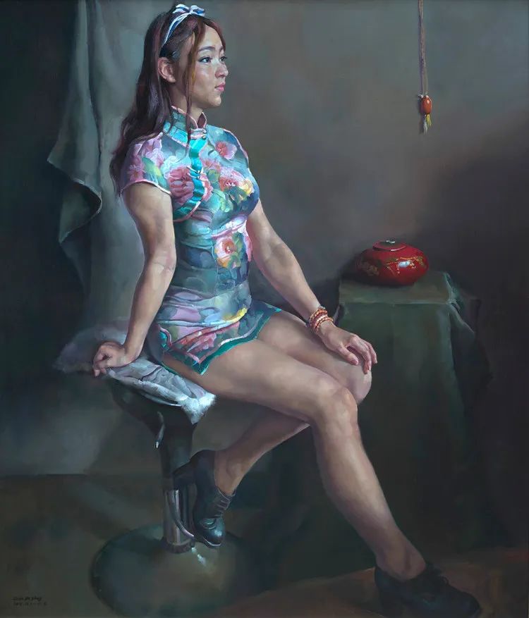 年轻漂亮女老师简笔画逼真,女教授工笔画欣赏