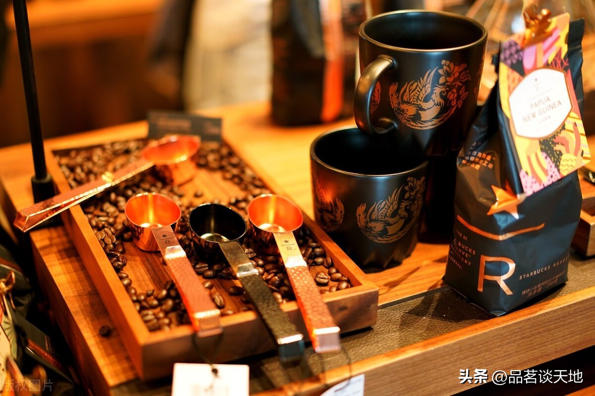 星巴克的咖啡文化通过什么呈现,星巴克咖啡浓郁文化氛围