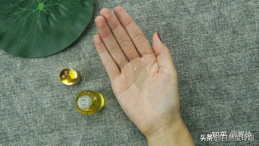 皮肤暗黄细纹适合什么精华,淡化皱纹黑眼圈的精华