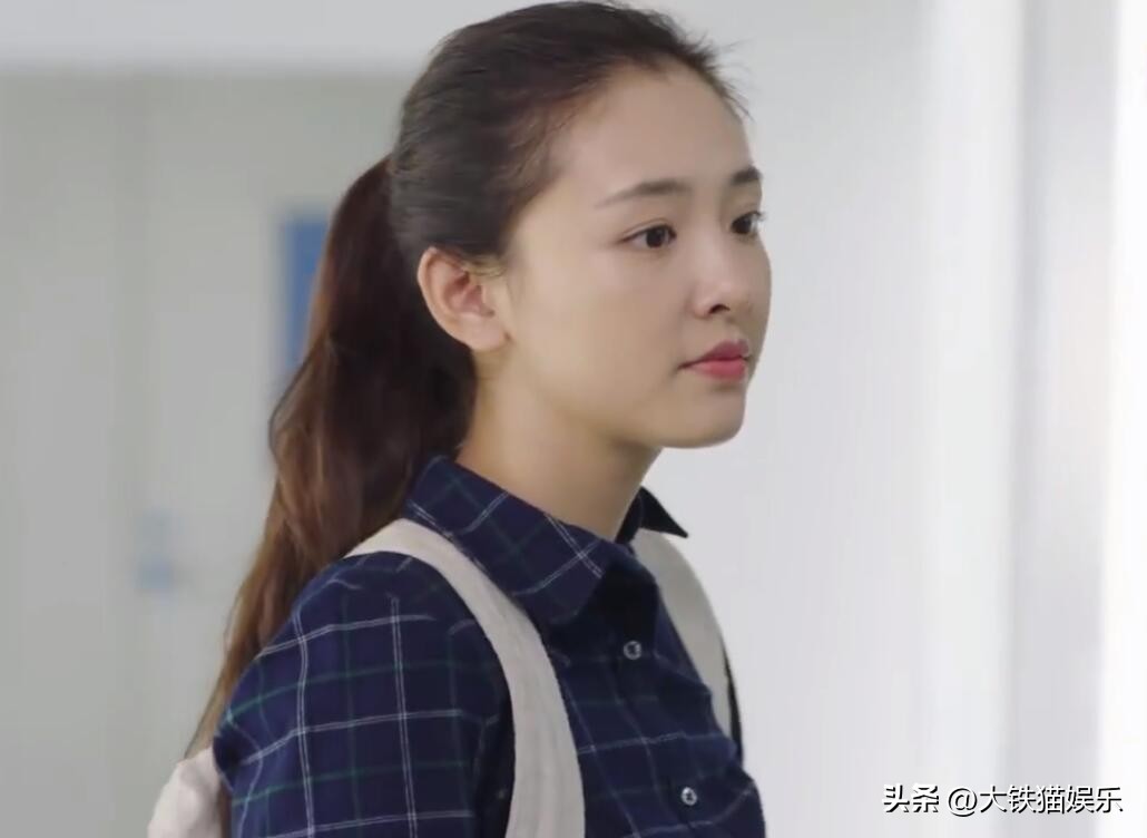 6位拍戏不换发型的女演员，戏里戏外同款造型，万年不变让人串剧