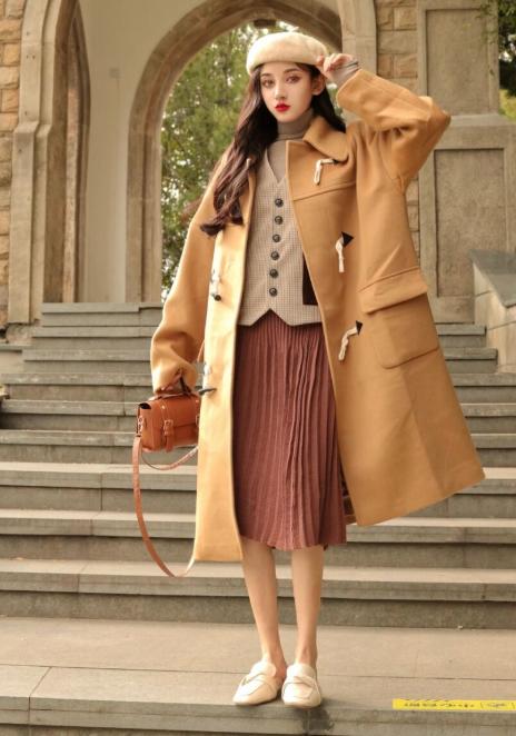 有品位的女人都穿什么衣服,大衣内搭高端大气上档次连衣裙