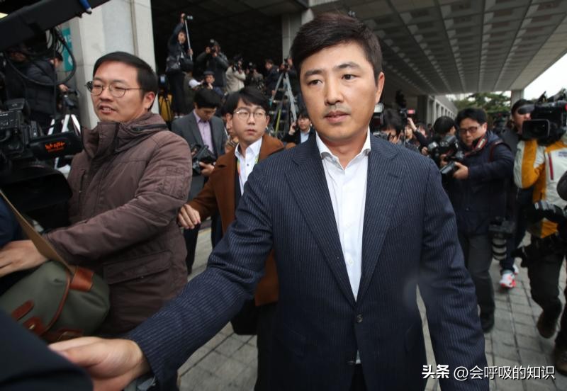 闊╁浗闂鸿湝骞叉斂闂ㄤ簨浠剁殑杩涘睍,闊╁浗闂鸿湝骞叉斂浜嬩欢