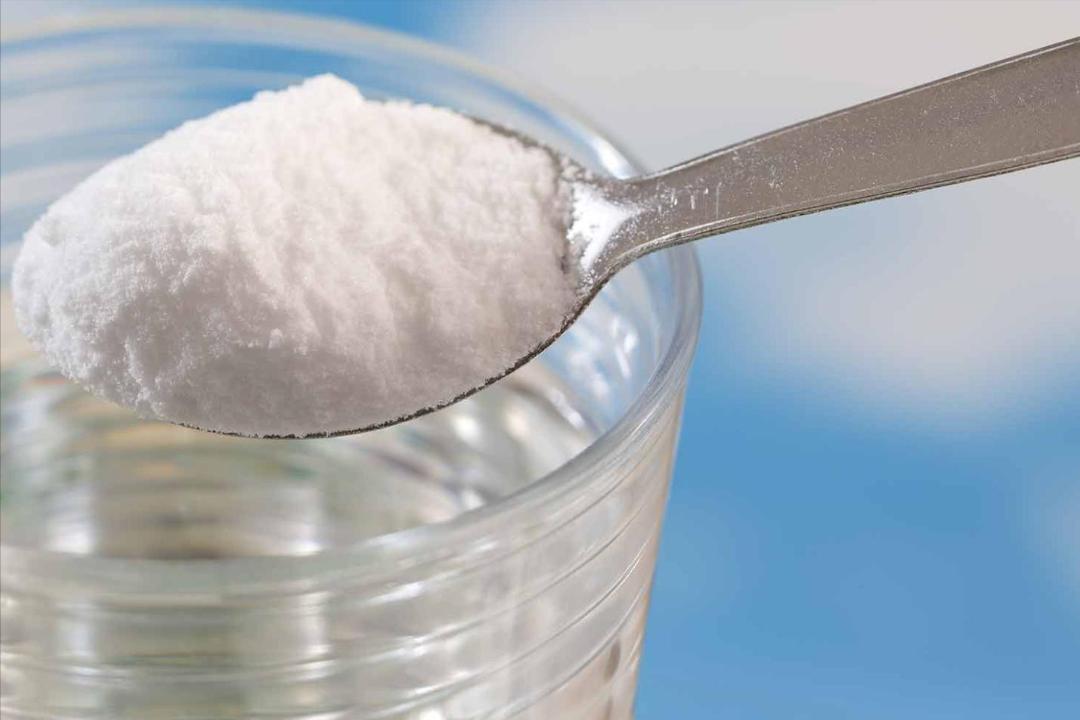 每天吃两片小苏打对痛风有好处吗,痛风吃小苏打片好还是非布司他好