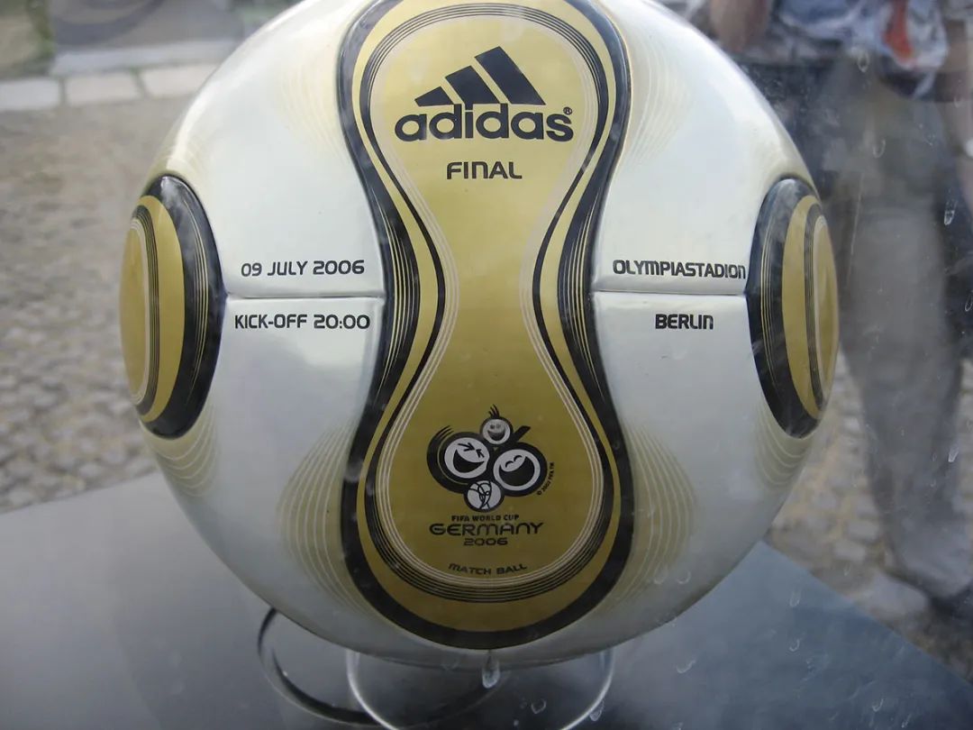 卡塔尔世界杯中的物理知识,卡塔尔世界杯比赛用球科技