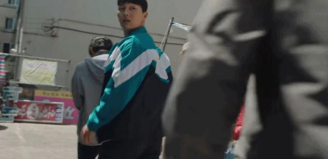 韩国敏感题材，以暴制暴，爽