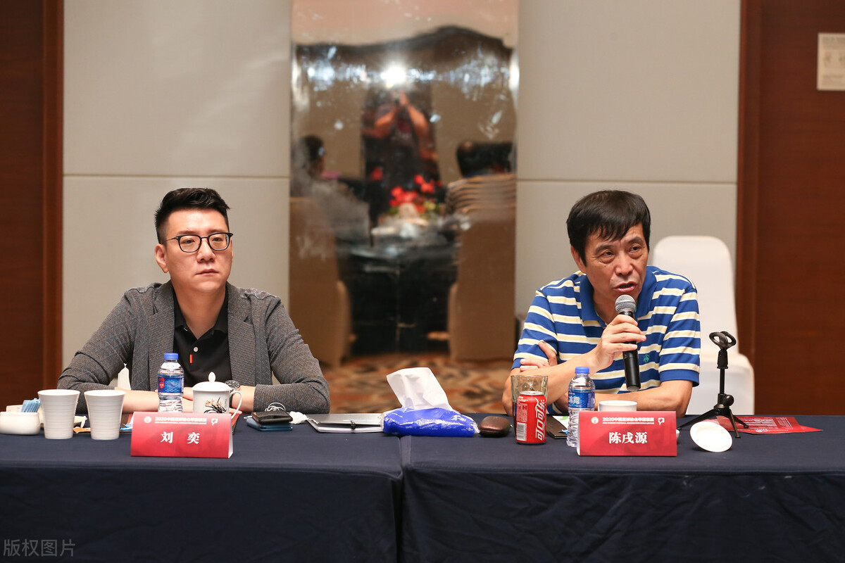 中国足球2022年度金球奖,中国足球金球奖争议