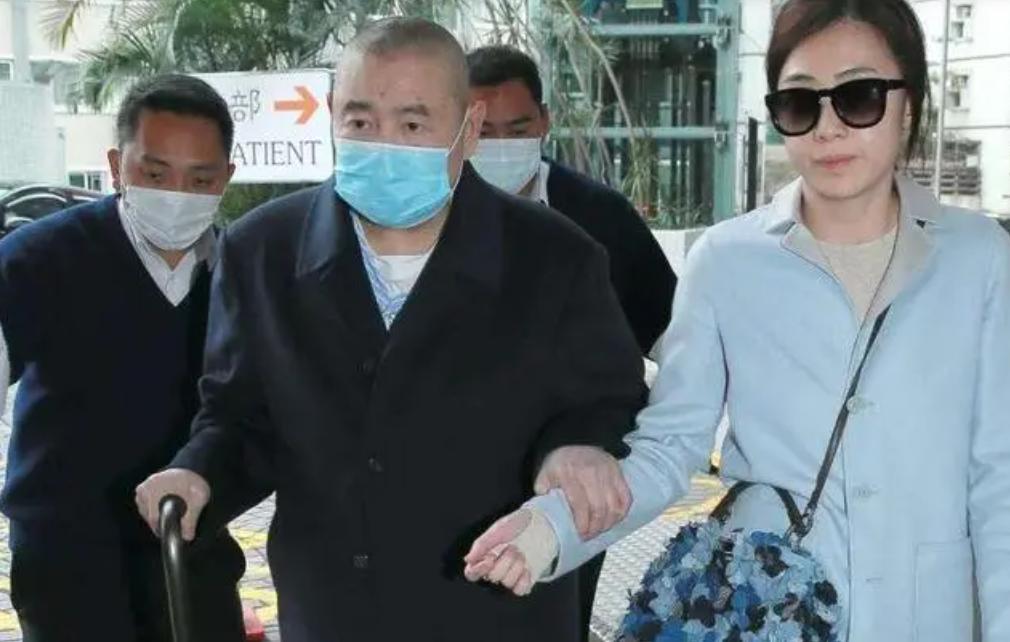 香港首富做慈善的是谁,香港女首富豪宅曝光