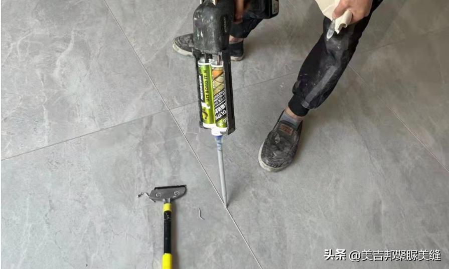 最简单实用的美缝剂施工流程,什么样的美缝剂最实用而且好施工