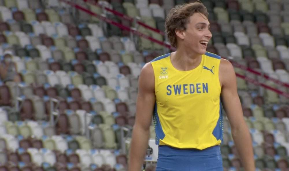 苏炳添率队闯进田径接力决赛,中国国家田径队苏炳添训练爆发力