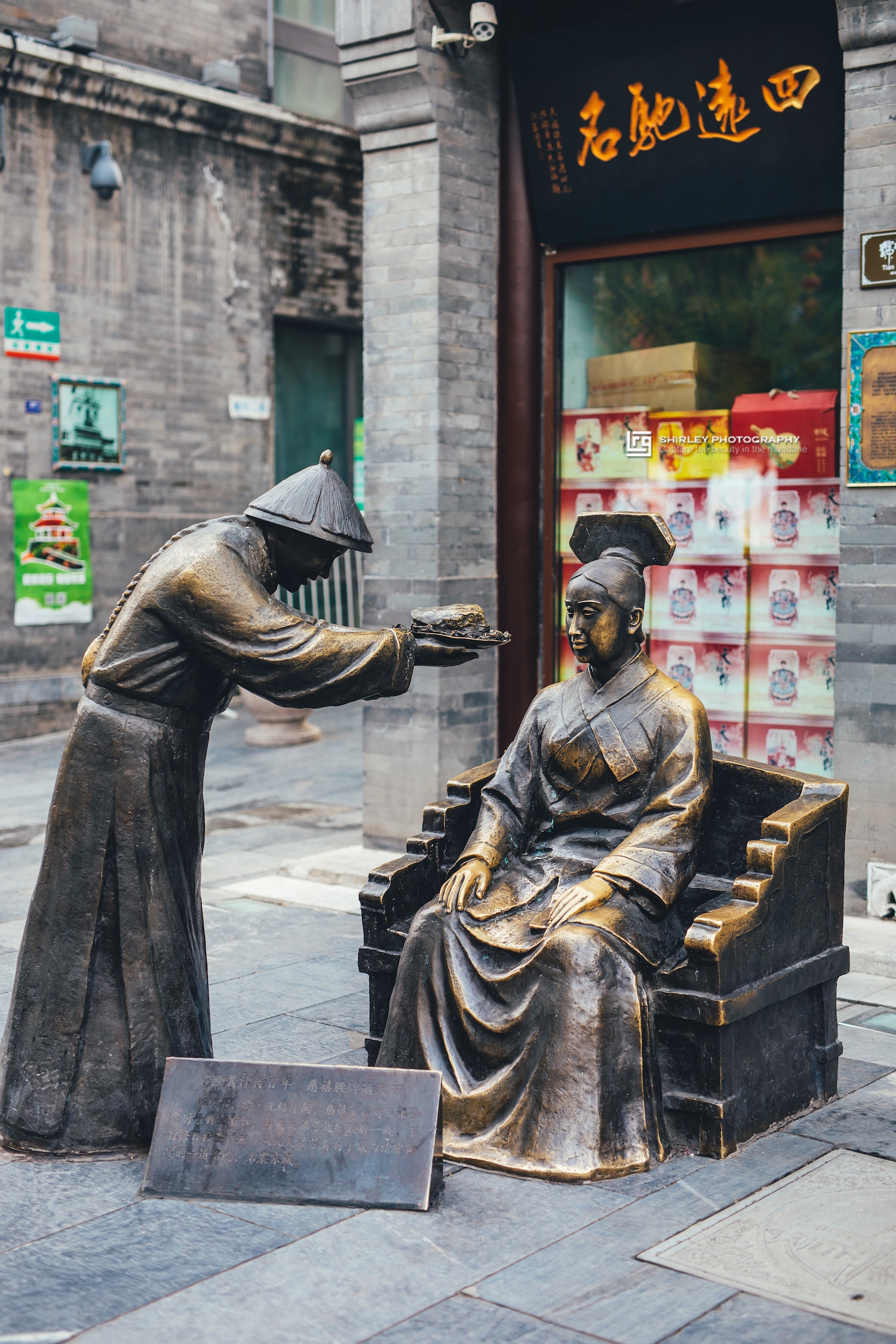 人气不再的北京前门大街，本地人不去，外地游客拍完照就走