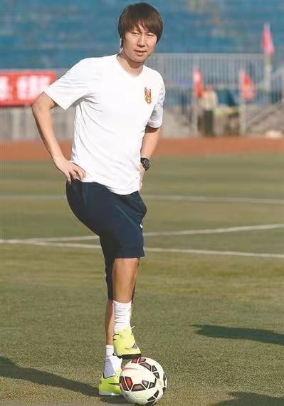 从国足队长到中丙联赛,李铁从国脚到国家队主教练