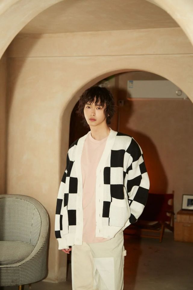 lv棋盘格贝壳限定版,lv棋盘格包包必买经典款直播