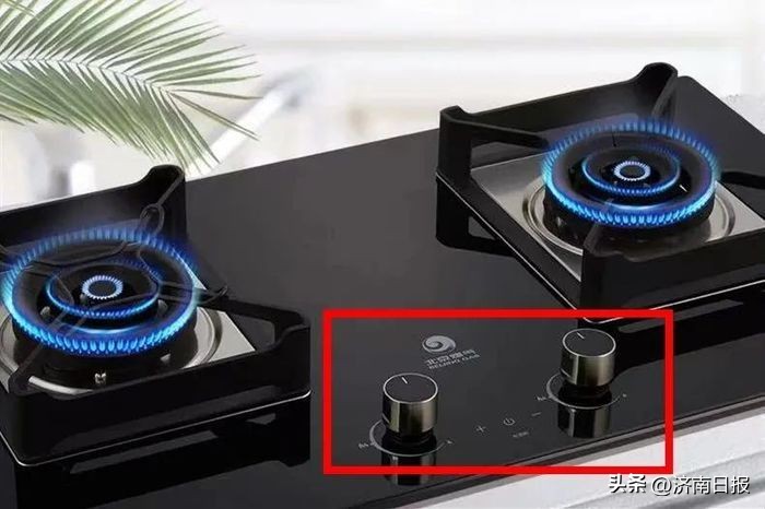 正常的燃气阀门是咋样的,应急科普如何安全使用燃气