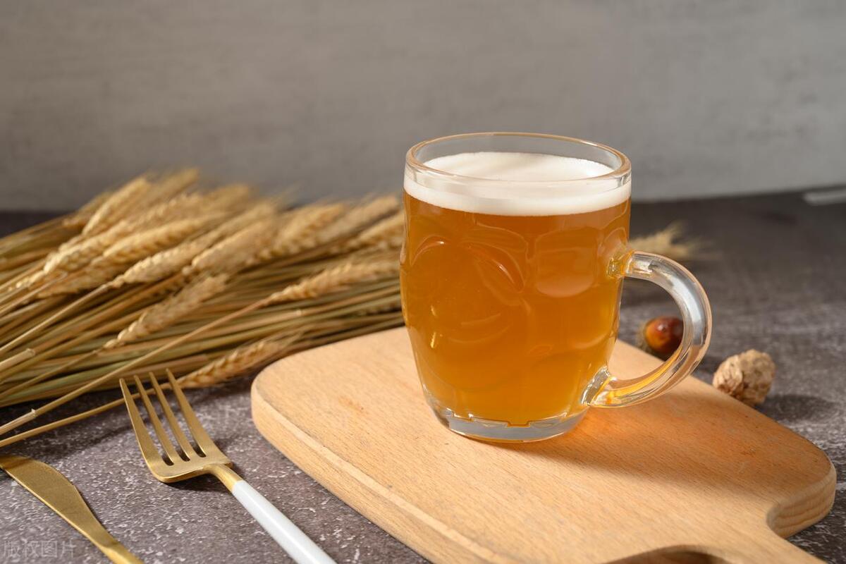 阿莫西林跟头孢是抗生素吗,阿莫西林和头孢哪一种消炎好