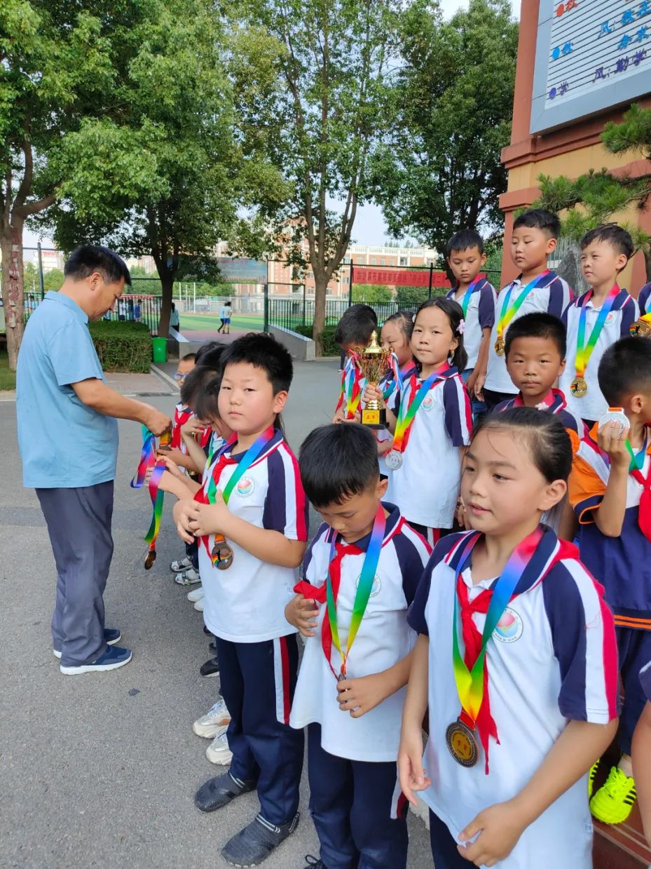 阜南第十七小学足球比赛,阜南县地城镇中心小学足球比赛