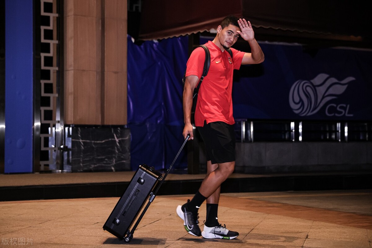 广州市看球赛,看广州队比赛可以带相机吗