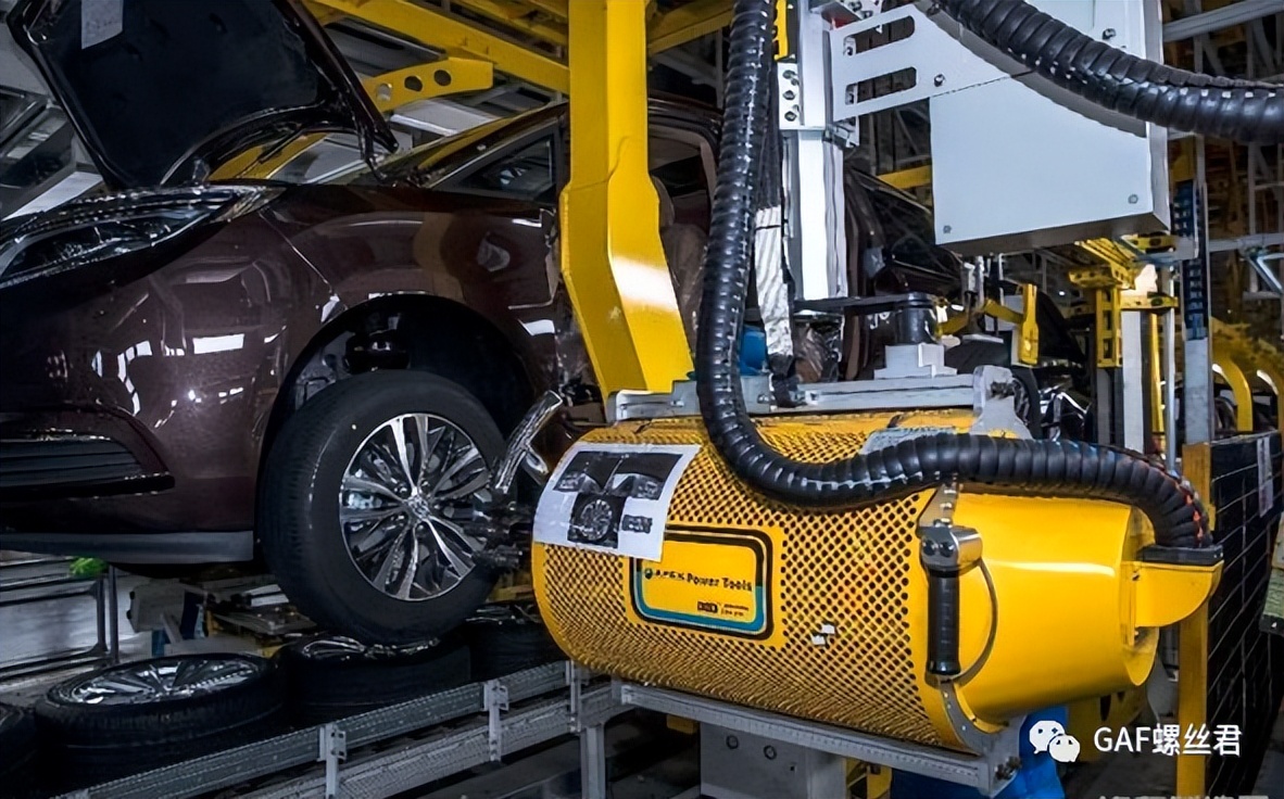 别克gl8汽车网络拓扑图详细讲解,别克gl8连接蓝牙放音乐