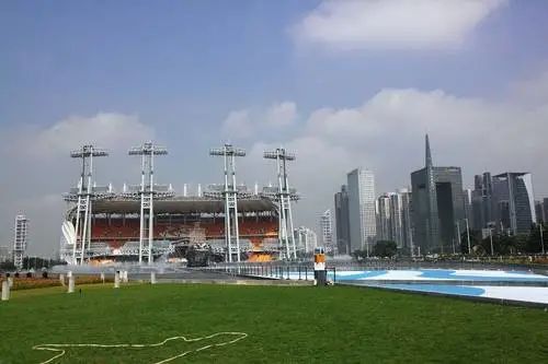 广州旅游攻略广州塔,打卡广州塔和珠江游