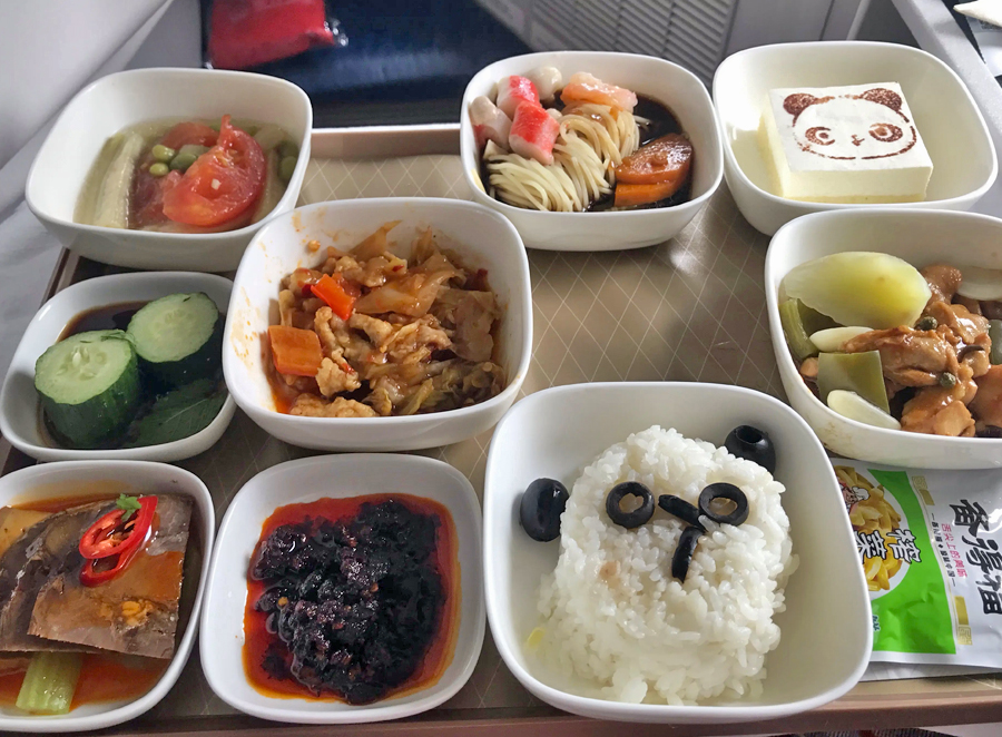 美国飞机餐,看美国飞机