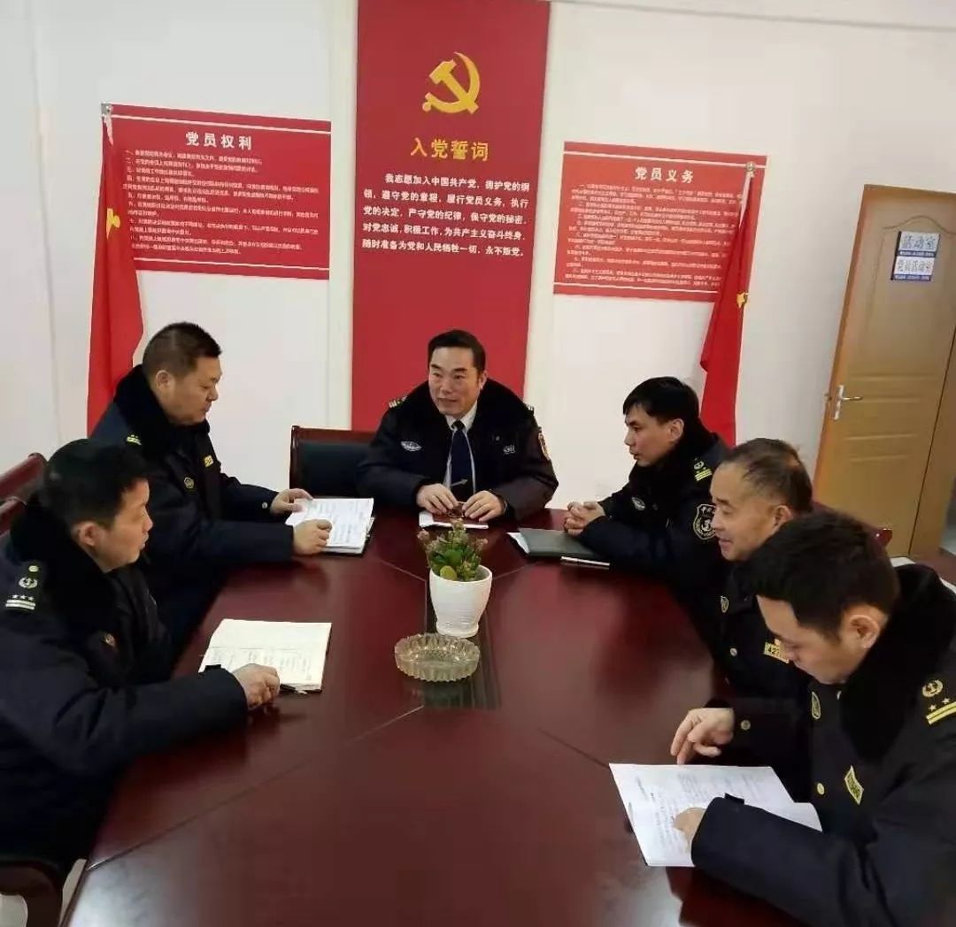 孩子16岁了才发现是自闭症,20岁的儿子重度自闭症