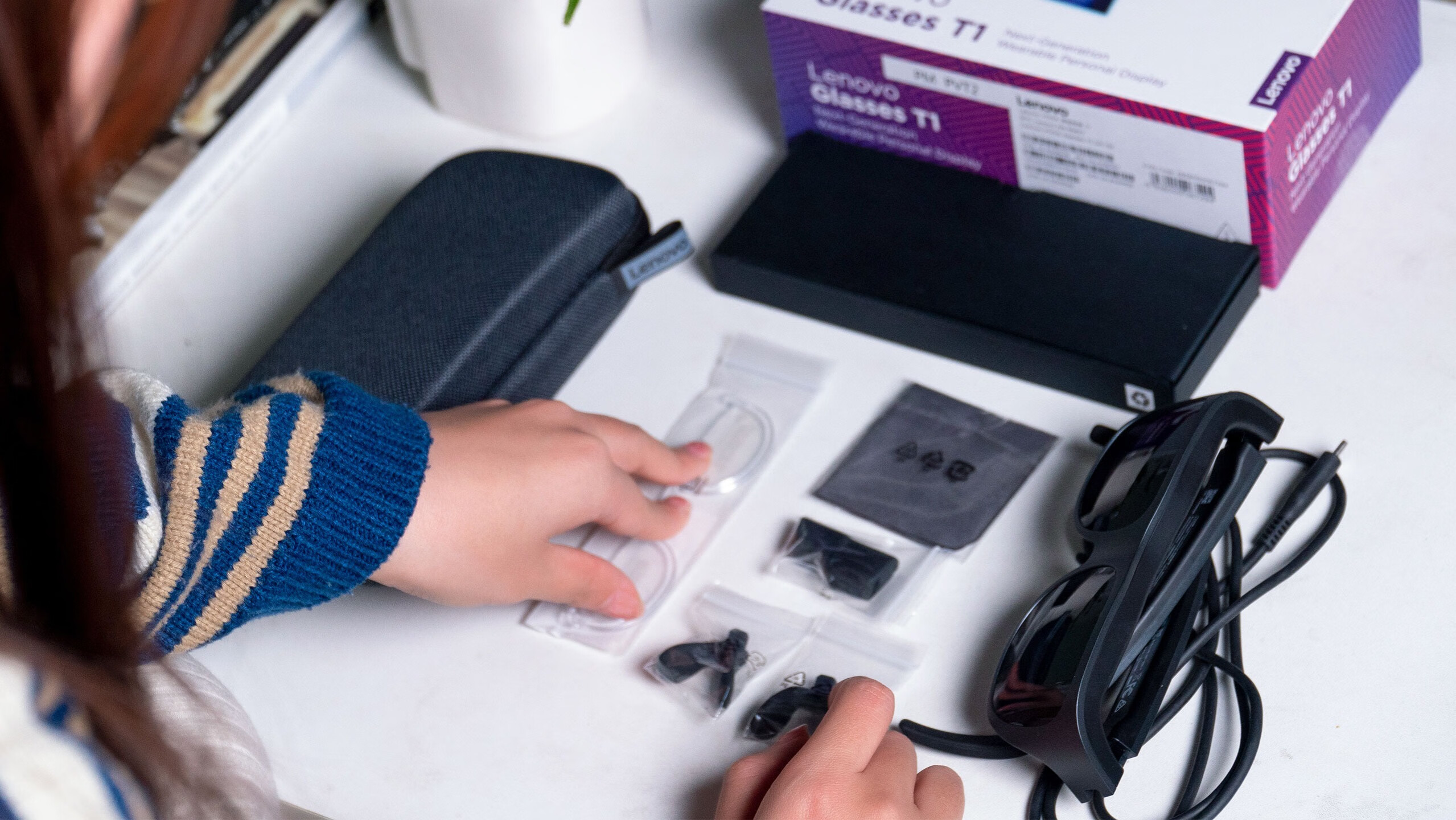 联想yoga眼镜评测,联想智能眼镜t1