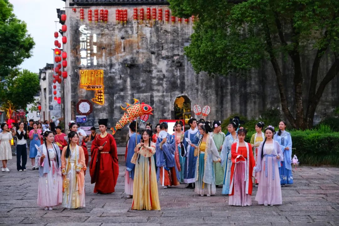 “屯”点时间，“昱”见春天｜美景篇之花朝节