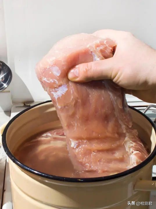 冷冻肉是怎么冻的,教你分辨冻肉冷冻时间