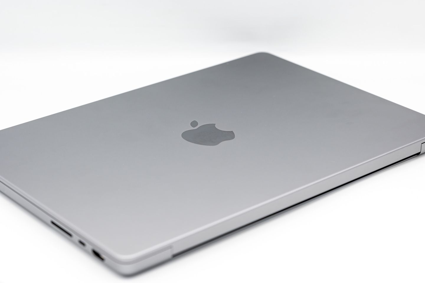 macbookpro2019款16寸要不要升级,macbookpro202114寸星空灰