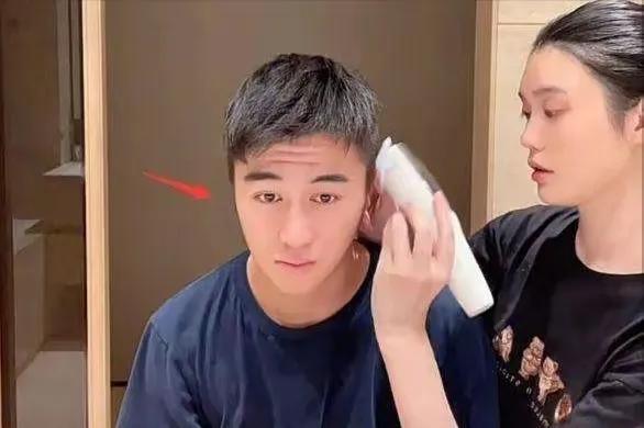 奚梦瑶婚后越来越富态了,奚梦瑶婚后首亮相