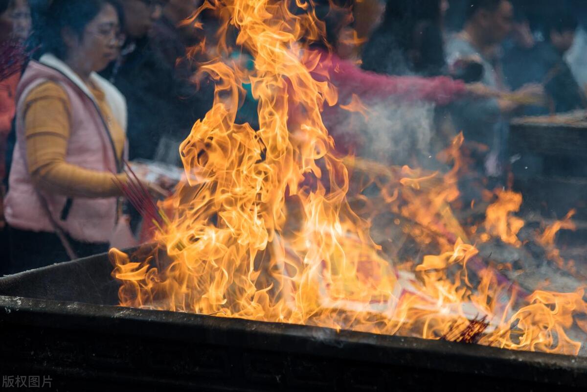 三七烧纸有什么需要注意的,三七烧纸有什么规矩
