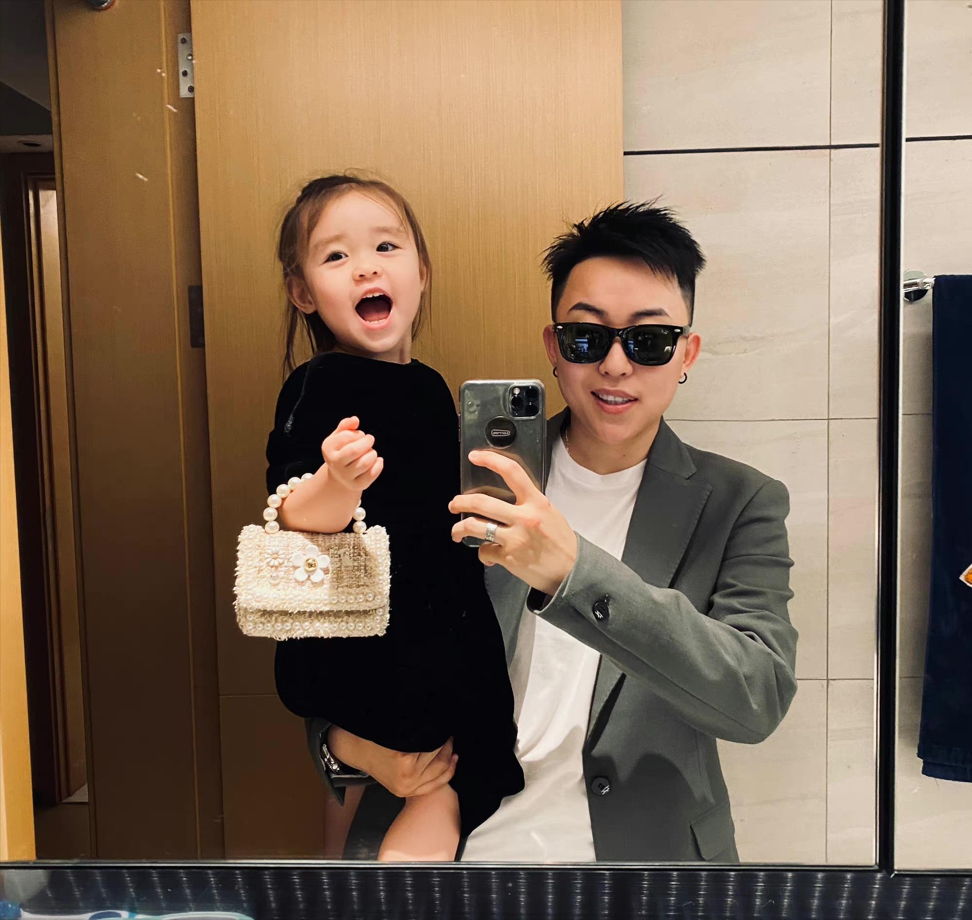 女子花50万生育5国混血儿,女子花20万生下一个混血儿