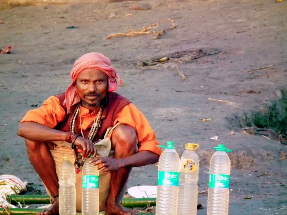 印度恒河水那么脏为何不生病,印度恒河水到底多脏有粪便