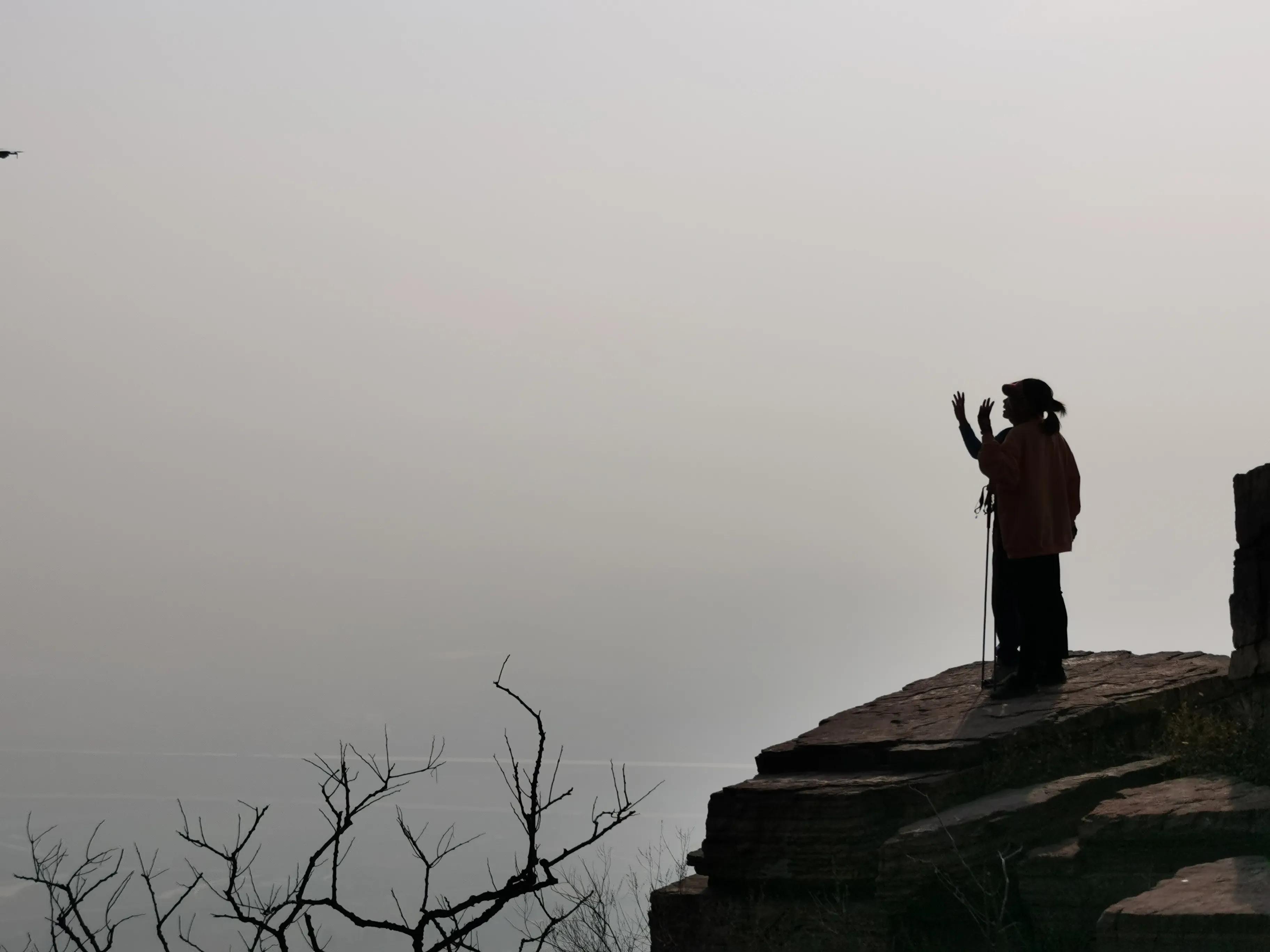 绝壁大梯白云寺,徒步白云寺